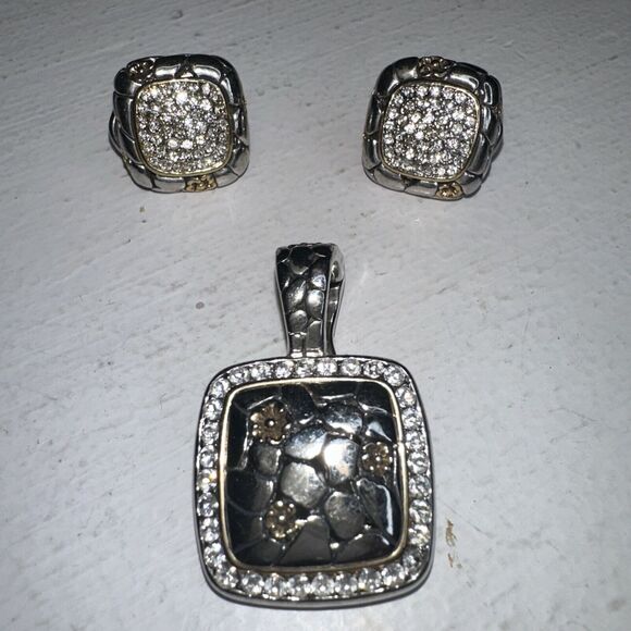 two tone Rhinestone, Paved, Magnetic Clasp, pendant & With Matching Earrings Set - Picture 10 of 15
